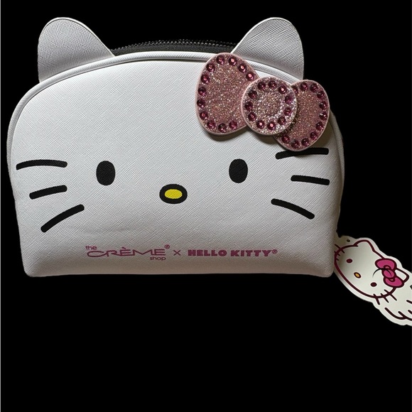 Hello Kitty Cosmetics and Accessories - Picture 2 of 8